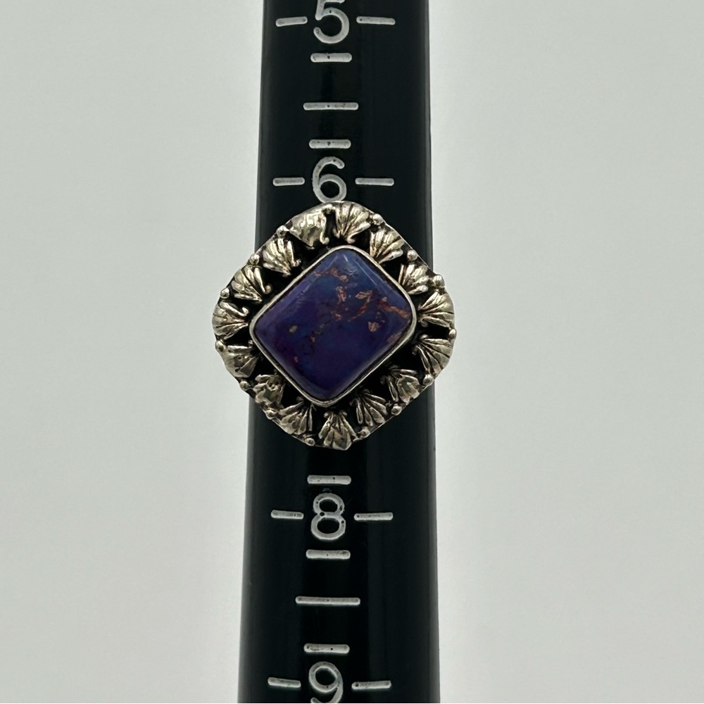 Vintage Sterling Silver Purple Stone Ring - Picture 7 of 7